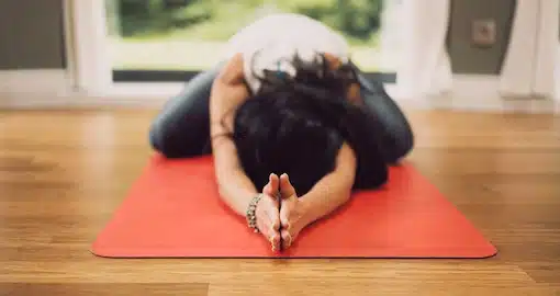 Yoga: o que você precisa saber para iniciar na prática
